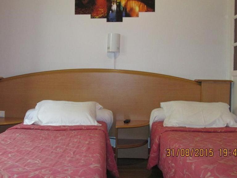Pictav Hotel Πουατιέ Δωμάτιο φωτογραφία